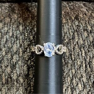 5/$25 New Elegant Heart Teardrop Silver Tone Ring